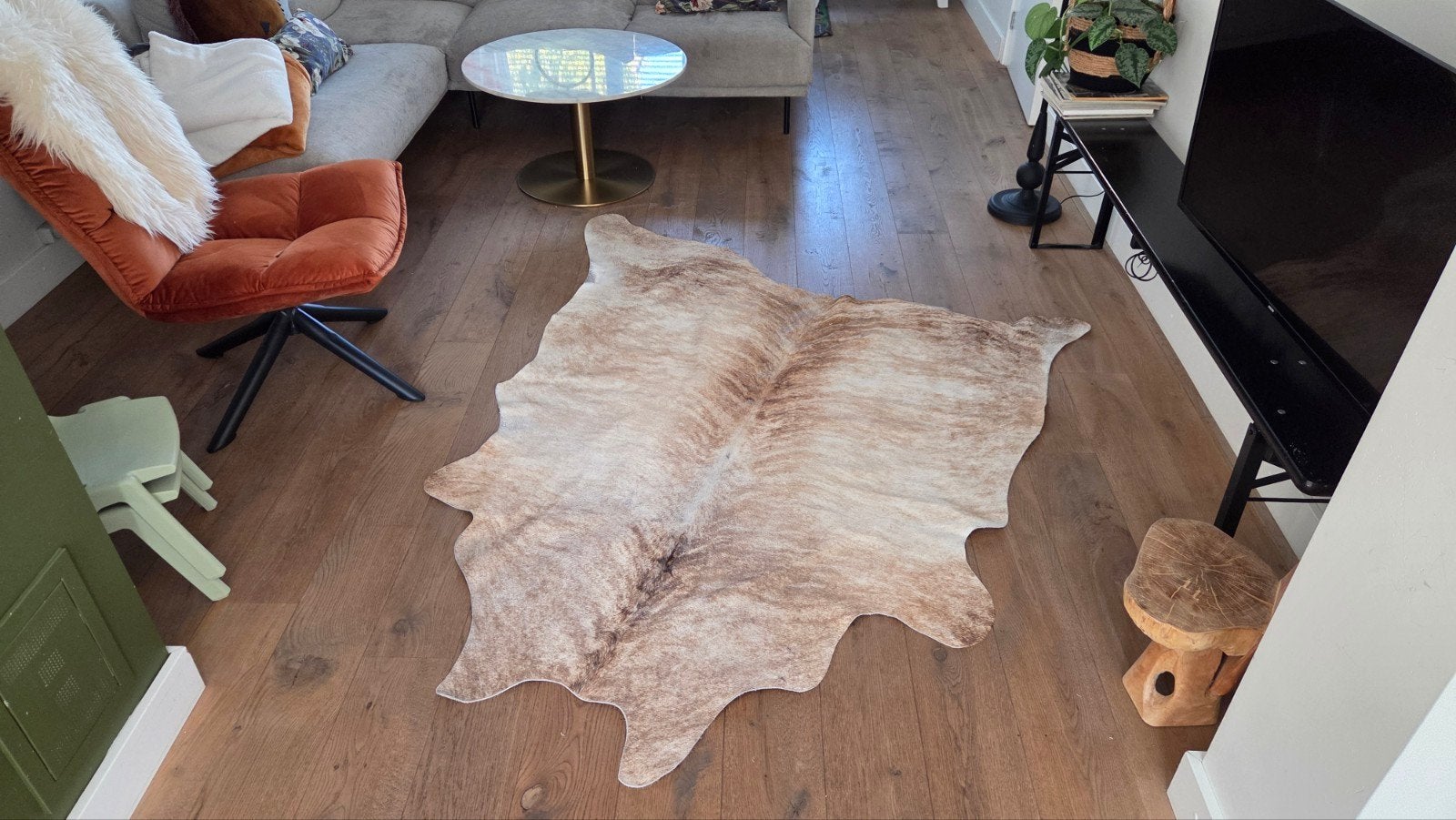 Koeienhuid vloerkleed, koeienvel tapijt. 175x195 lichtbruin, Gebruikt, Ophalen of Verzenden, Minder dan 5 m², Beige