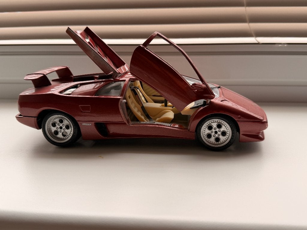 Bburago Lamborghini Diablo 1990 Bruin schaal 01:18, Hobby en Vrije tijd, Ophalen, Zo goed als nieuw, Auto, Bburago