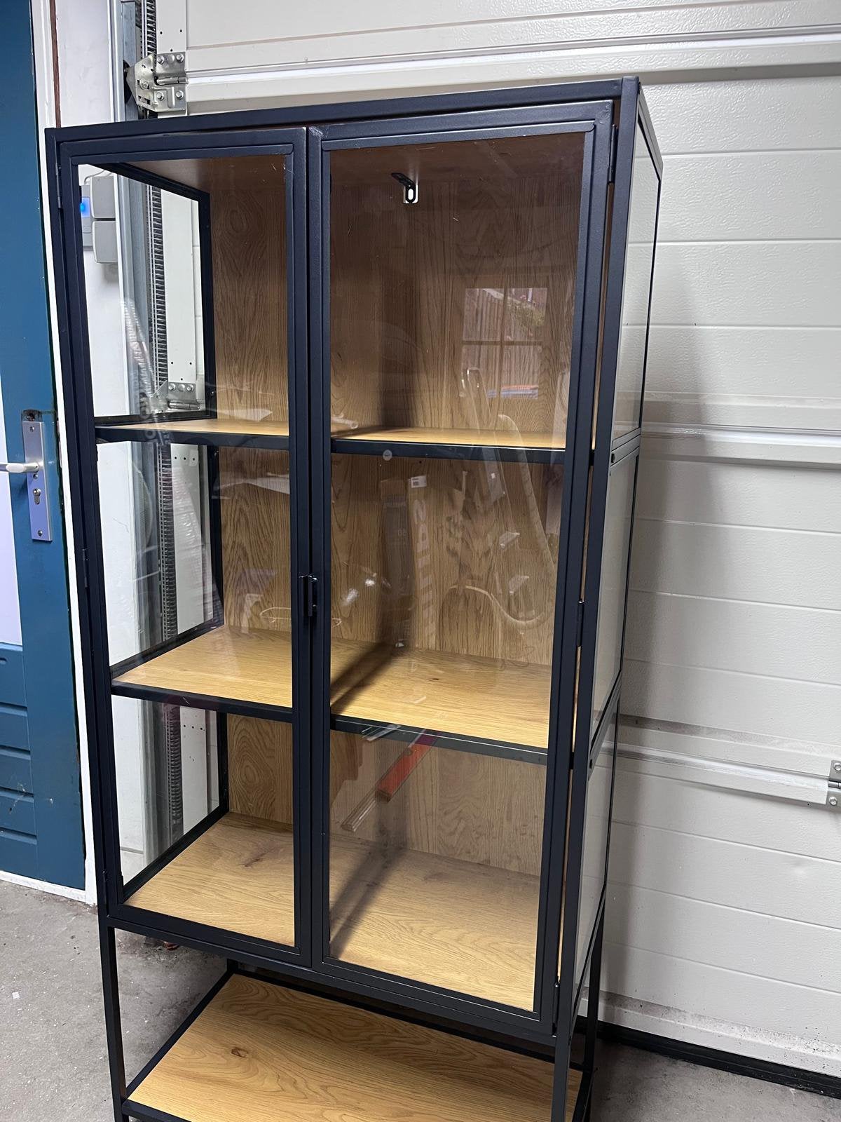 Bijpassend tv meubel en vitrinekast, Ophalen, 100 tot 150 cm, Zo goed als nieuw, Minder dan 100 cm