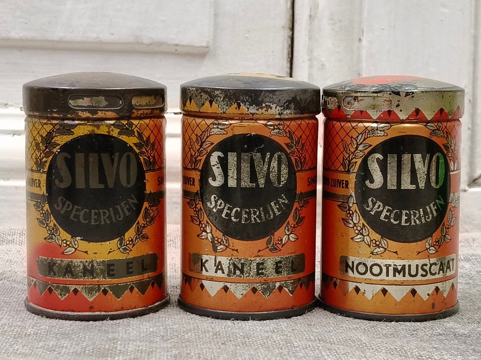3 oude Silvo kruidenblikjes, Ophalen of Verzenden, Gebruikt