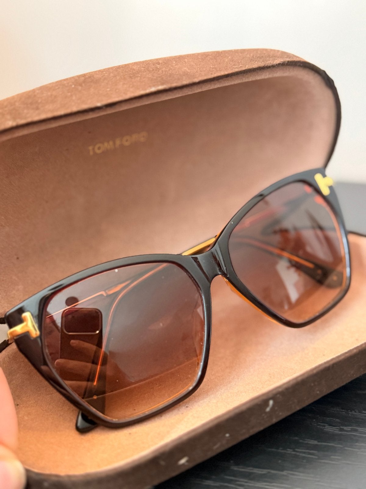 Tom Ford Zonnebril met Bruine Glazen en Gouden Details, Overige merken, Gebruikt, Zonnebril, Bruin