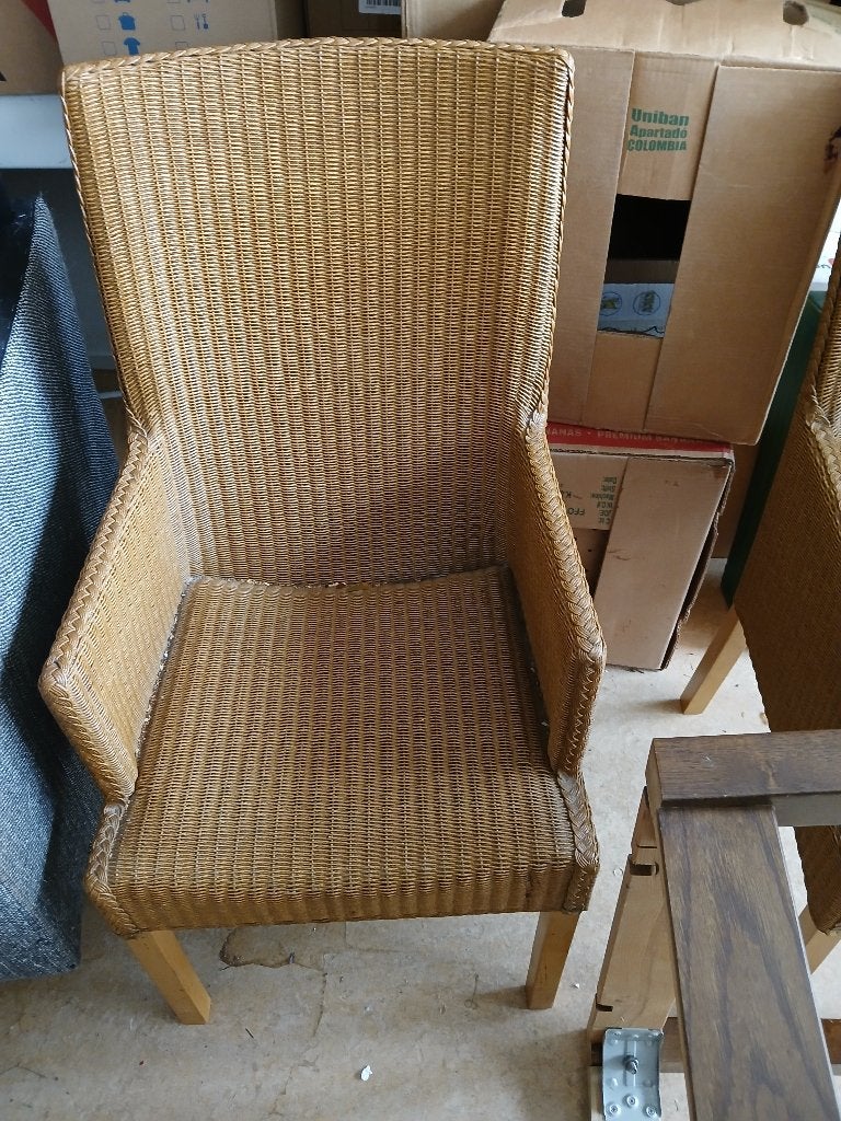 2 stoelen, Ophalen, Kunststof, Twee, Bruin