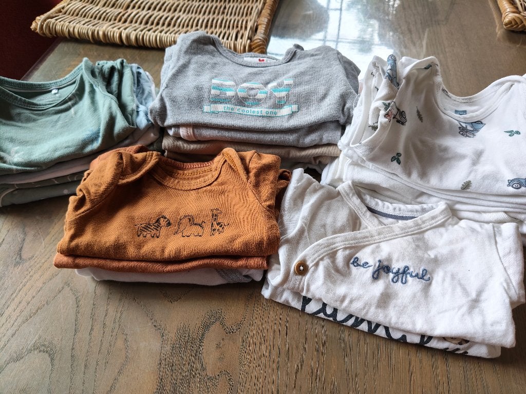 Rompers maat 50/56, Kinderen en Baby's, Babykleding | Maat 50, Ophalen of Verzenden, Zo goed als nieuw, Jongetje of Meisje, Nacht- of Onderkleding