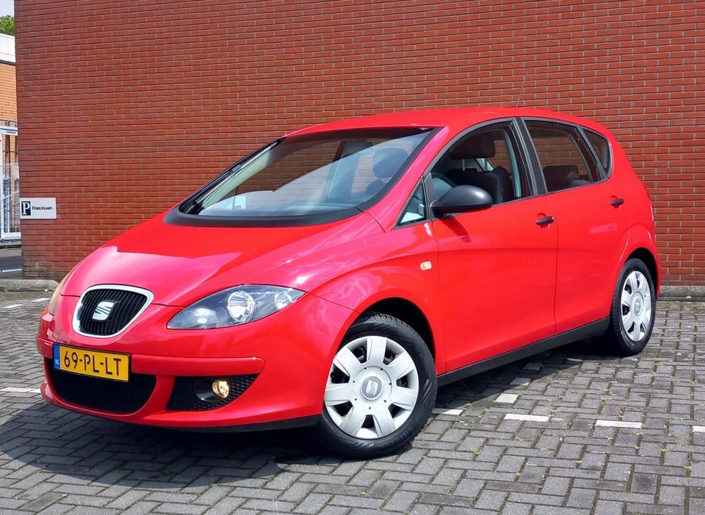 SEAT Altea 1.6 75KW Reference Airco/Trekhaak, 13 km/l, Stof, Gebruikt, 4 cilinders