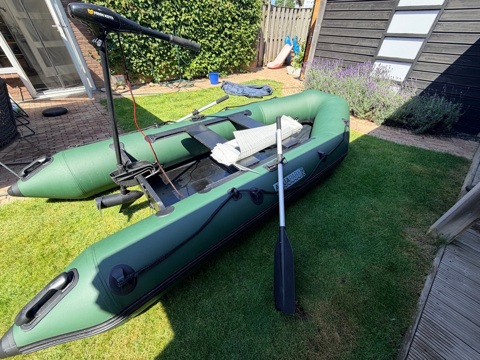 Aquaparx Opblaasboot met Minn Kota elektromotor, Ophalen, Zo goed als nieuw