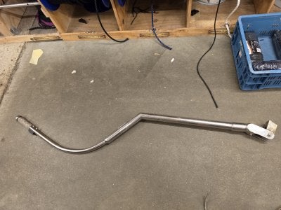 Helmstok RVS gebogen L: 135 cm