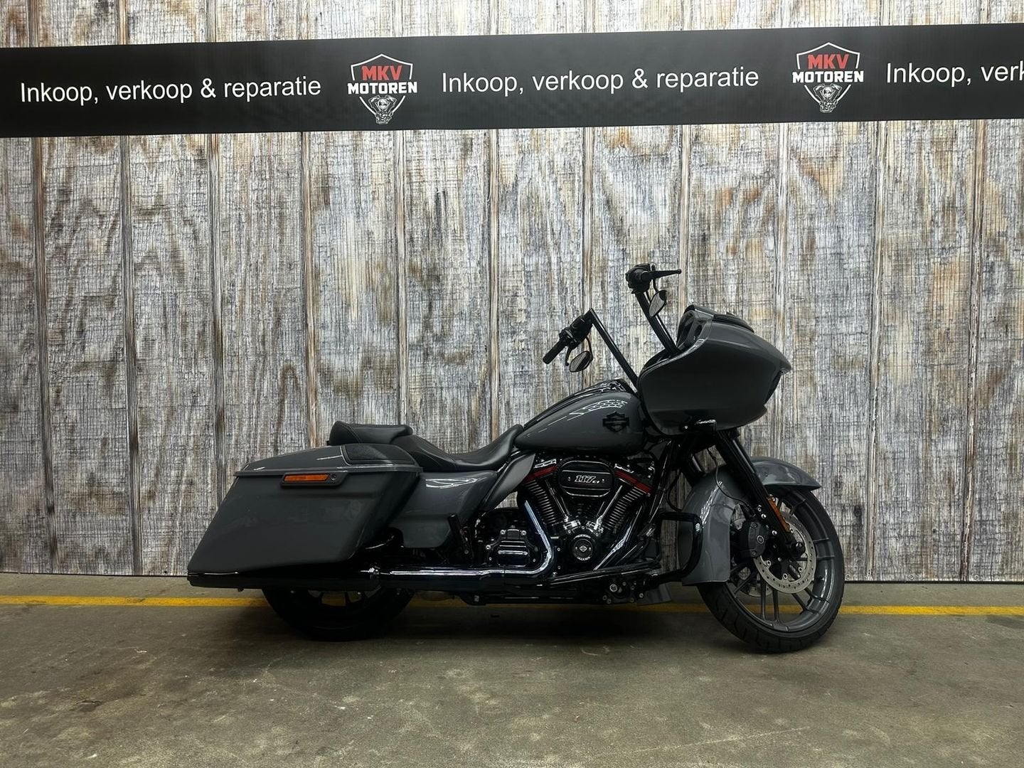 HARLEY-DAVIDSON ROAD GLIDE CVO (bj 2018) 29,625 km, HARLEY-DAVIDSON, Bedrijf, Onbekend, Toermotor