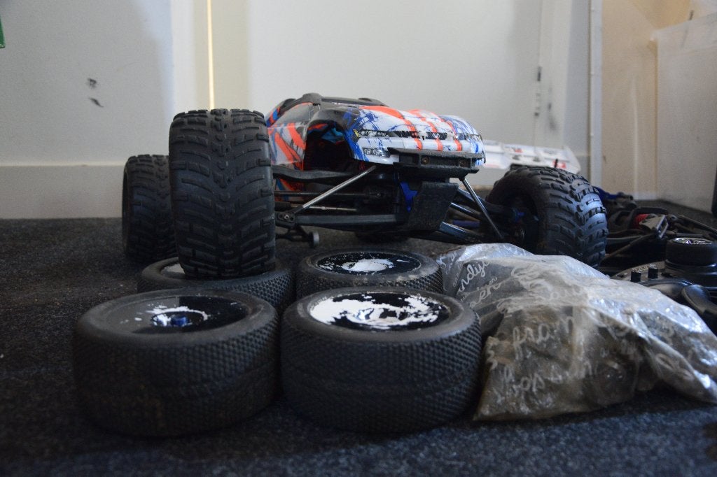 Traxxas erevo2.0 Complete hobby + parts, Elektro, Gebruikt, Auto offroad, Ophalen of Verzenden