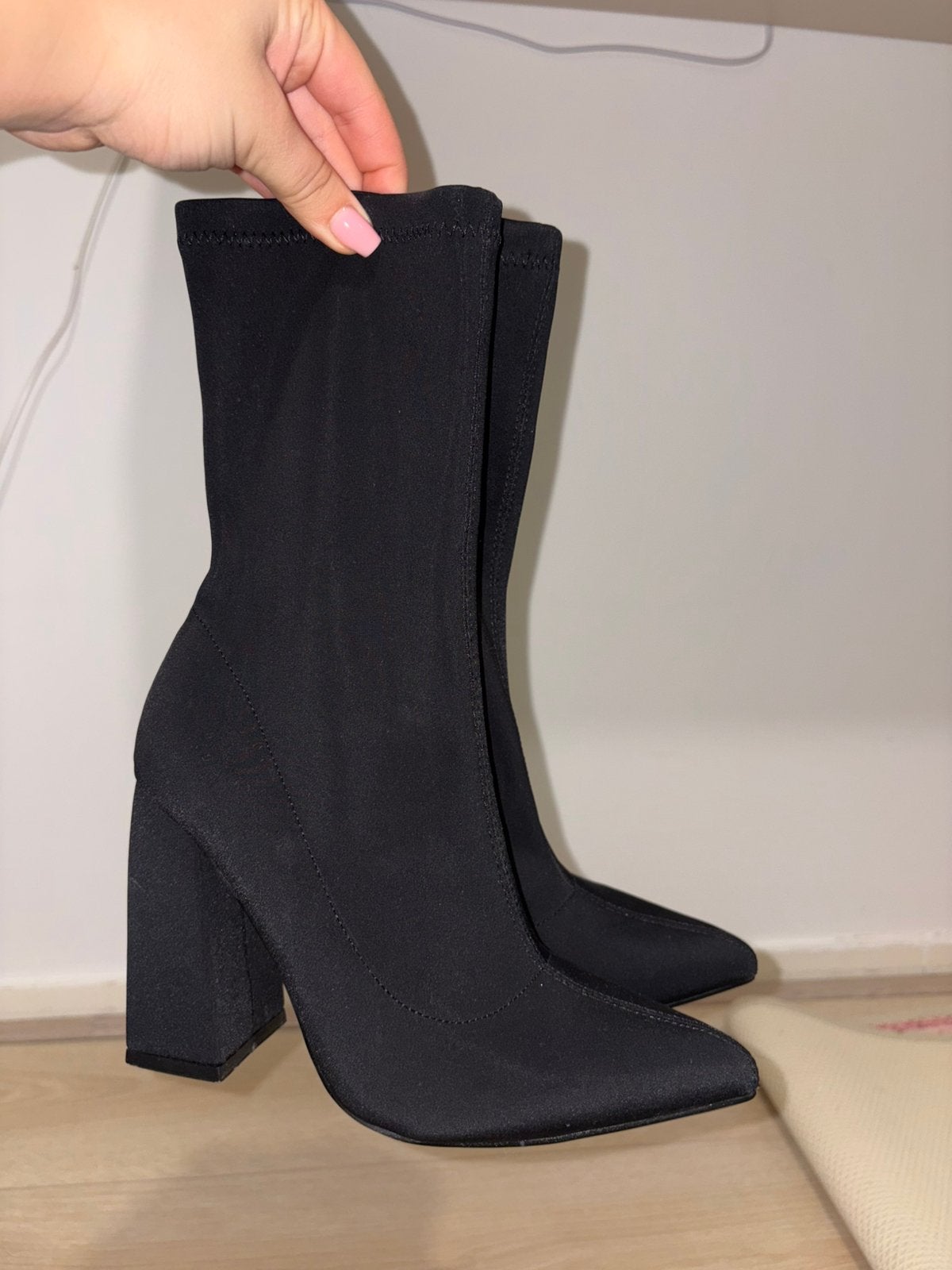 Hakken, Kleding | Dames, Schoenen, Zwart, Lage of Enkellaarzen, Ophalen of Verzenden, Zo goed als nieuw