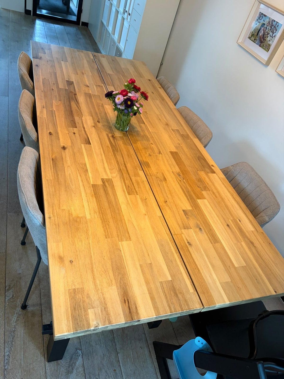 IKEA SKOGSTA eettafel 235x100 cm - Goede staat, Huis en Inrichting, Ophalen, Gebruikt, 100 tot 150 cm, 200 cm of meer