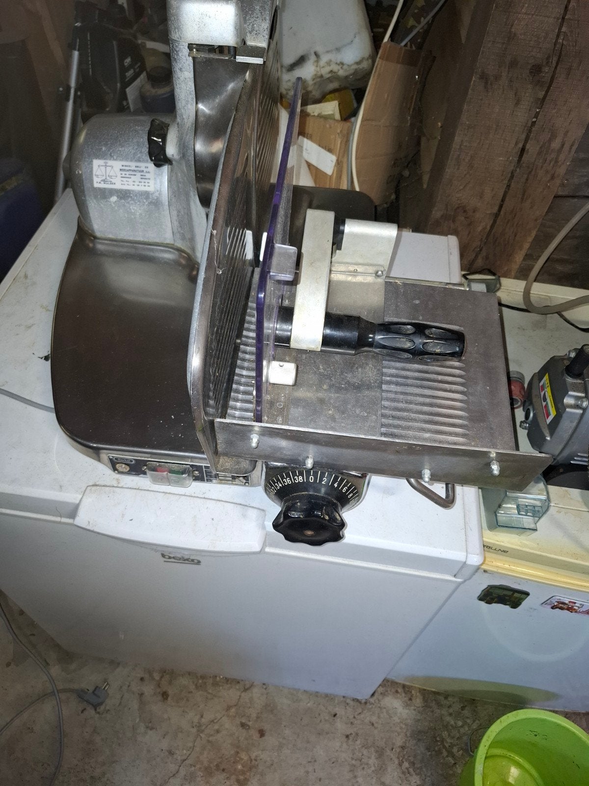 Berkel 834 snijmachine, Ophalen, Nieuw