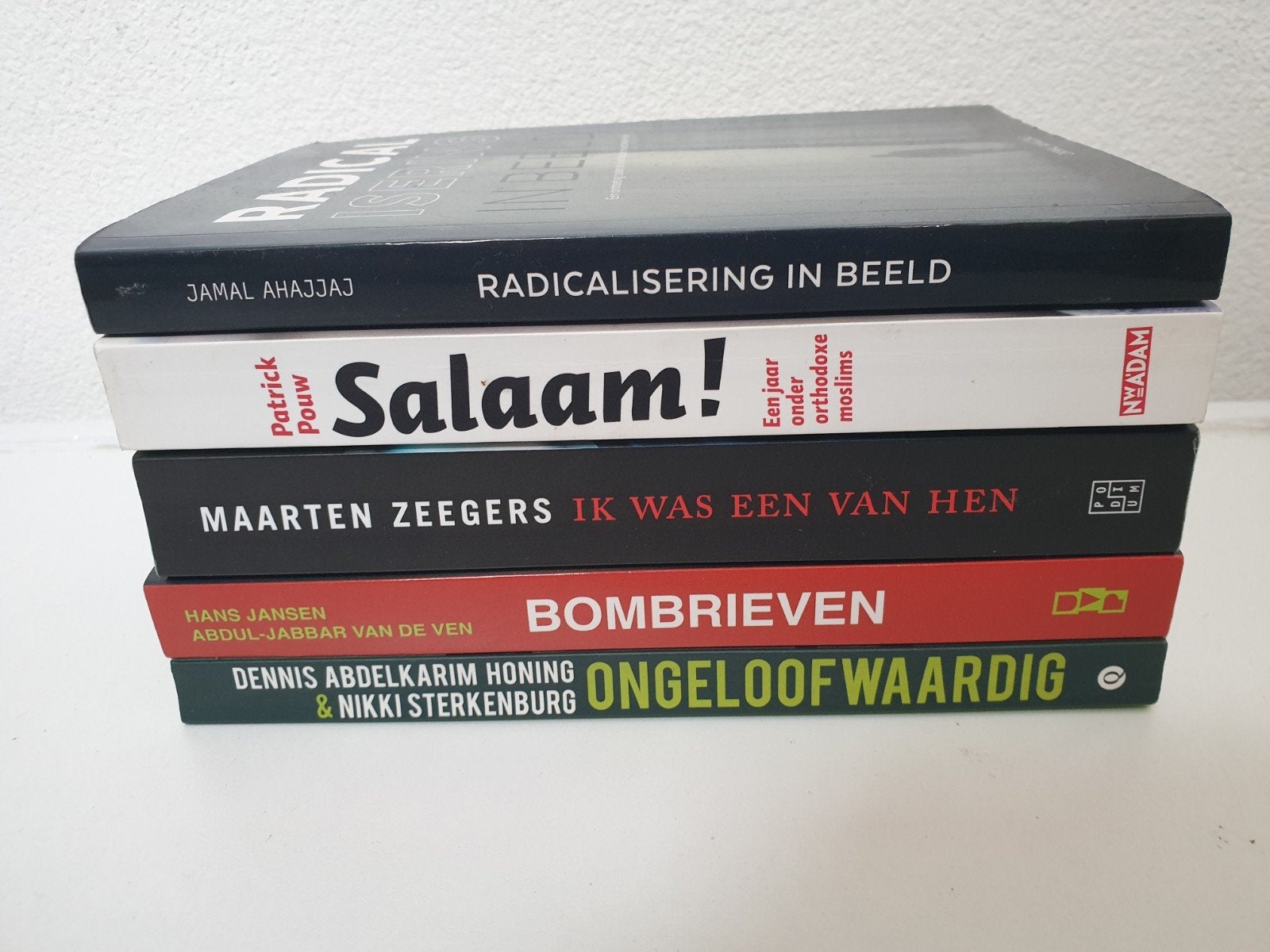 5x boeken bombrieven salaam! ongeloofwaardig, Boeken, Ophalen of Verzenden, Gelezen, Diverse auteurs