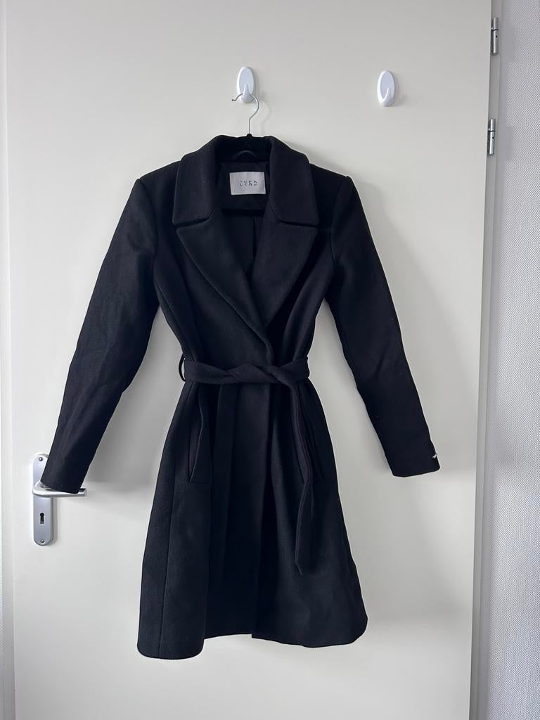 CVRD trenchcoat wol zwart, Ophalen of Verzenden, Zo goed als nieuw, Maat 36 (S), Zwart