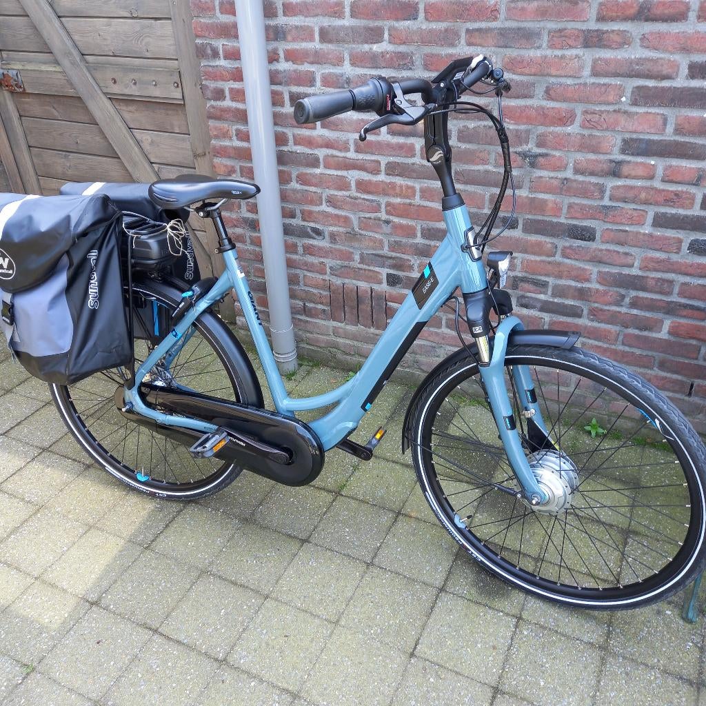 Elektrische dames fiets., Ophalen, Giant, Zo goed als nieuw, 51 tot 55 cm