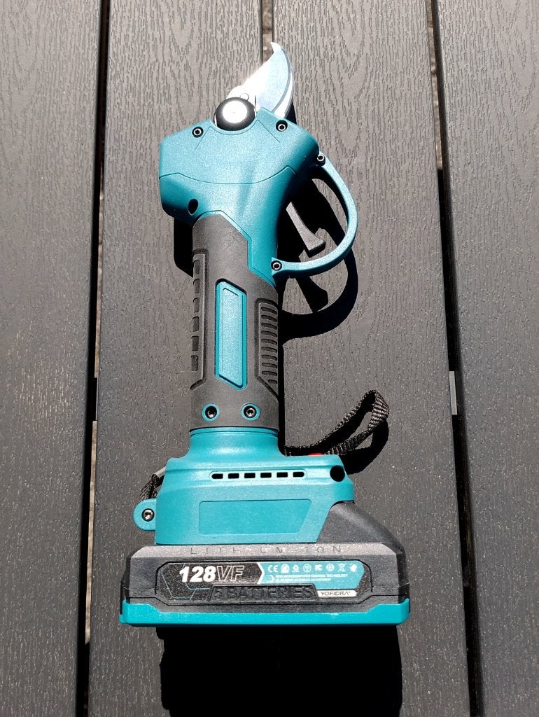 Accu Snoeischaar - 10-30 mm - 21V - kompl. met accu 21V, Tuin en Terras, Snoeischaren, Ophalen of Verzenden, Nieuw, 30 t/m 39 mm