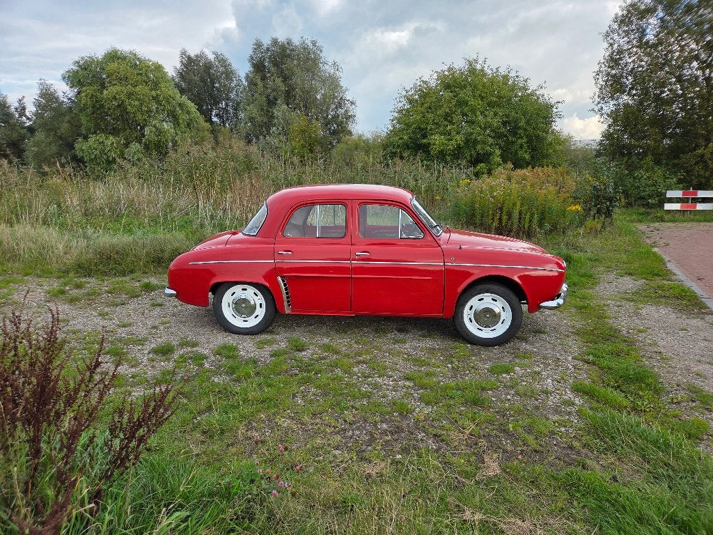 Renault Dauphine 0.8 1965 Rood, foto 3