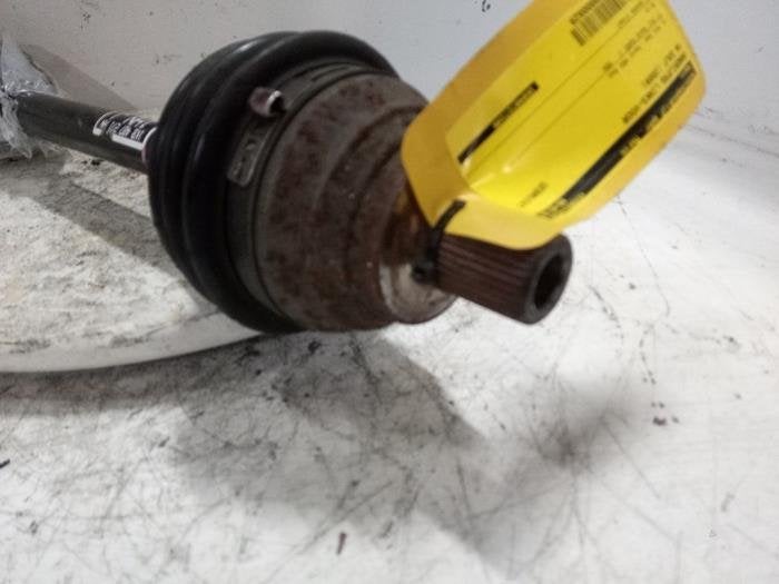 Aandrijfas links-voor van een Volkswagen Golf, Gebruikt, -, Volkswagen, -