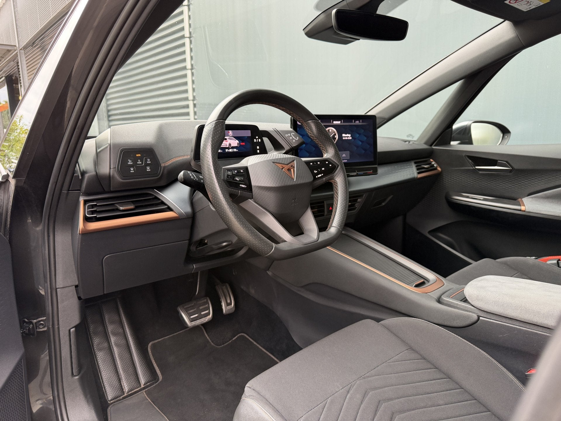 CUPRA Born BWJ 12-2021 | Adrenaline One 62 kWh SOH 91,7% | W, Auto's, Automaat, Gebruikt, Zwart, 375 min
