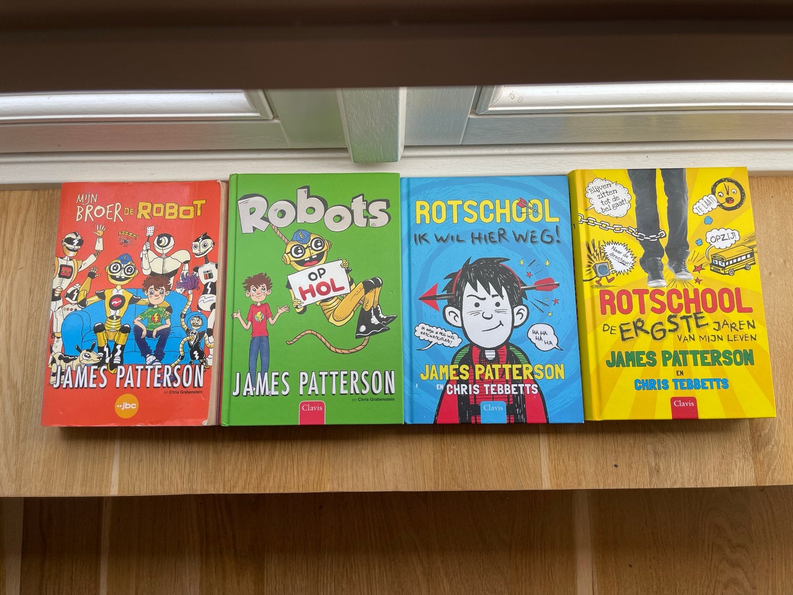 James Patterson Robots & Rotschool boeken (4 stuks), Ophalen of Verzenden, Gelezen, Fictie