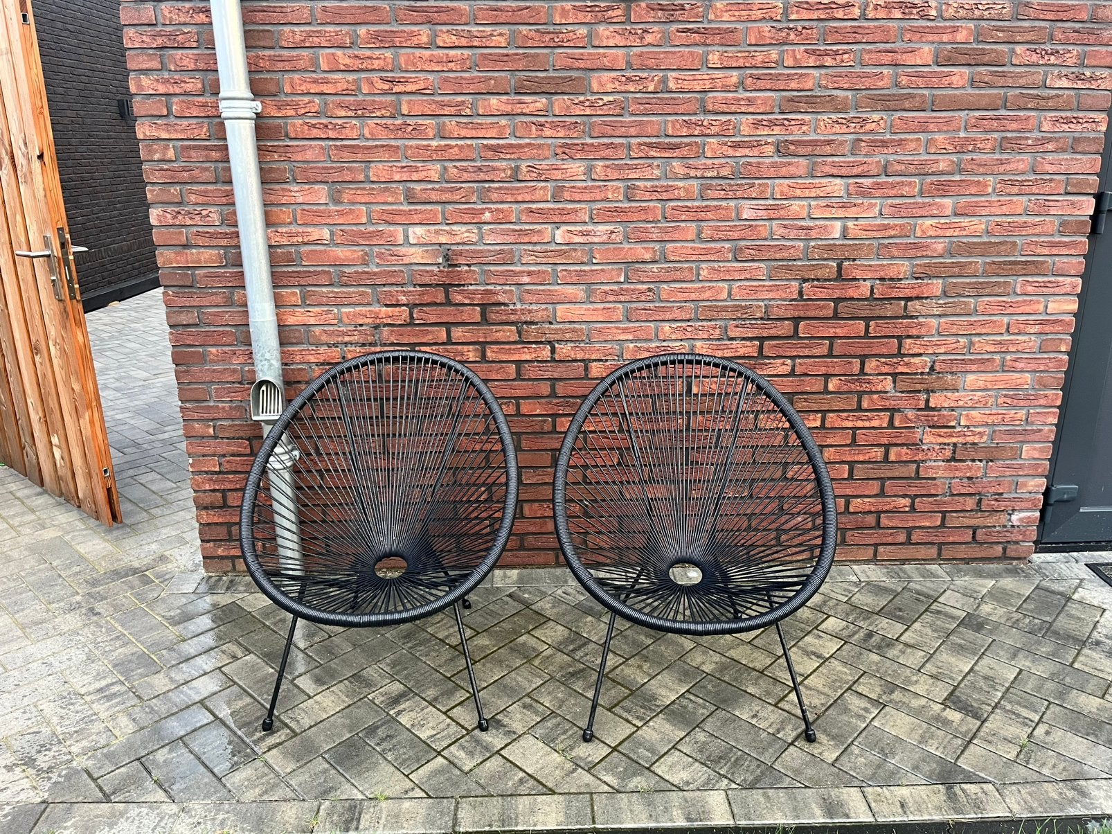 2x Buiten stoelen (Jysk Ubberup), Ophalen, Zo goed als nieuw, Kunststof