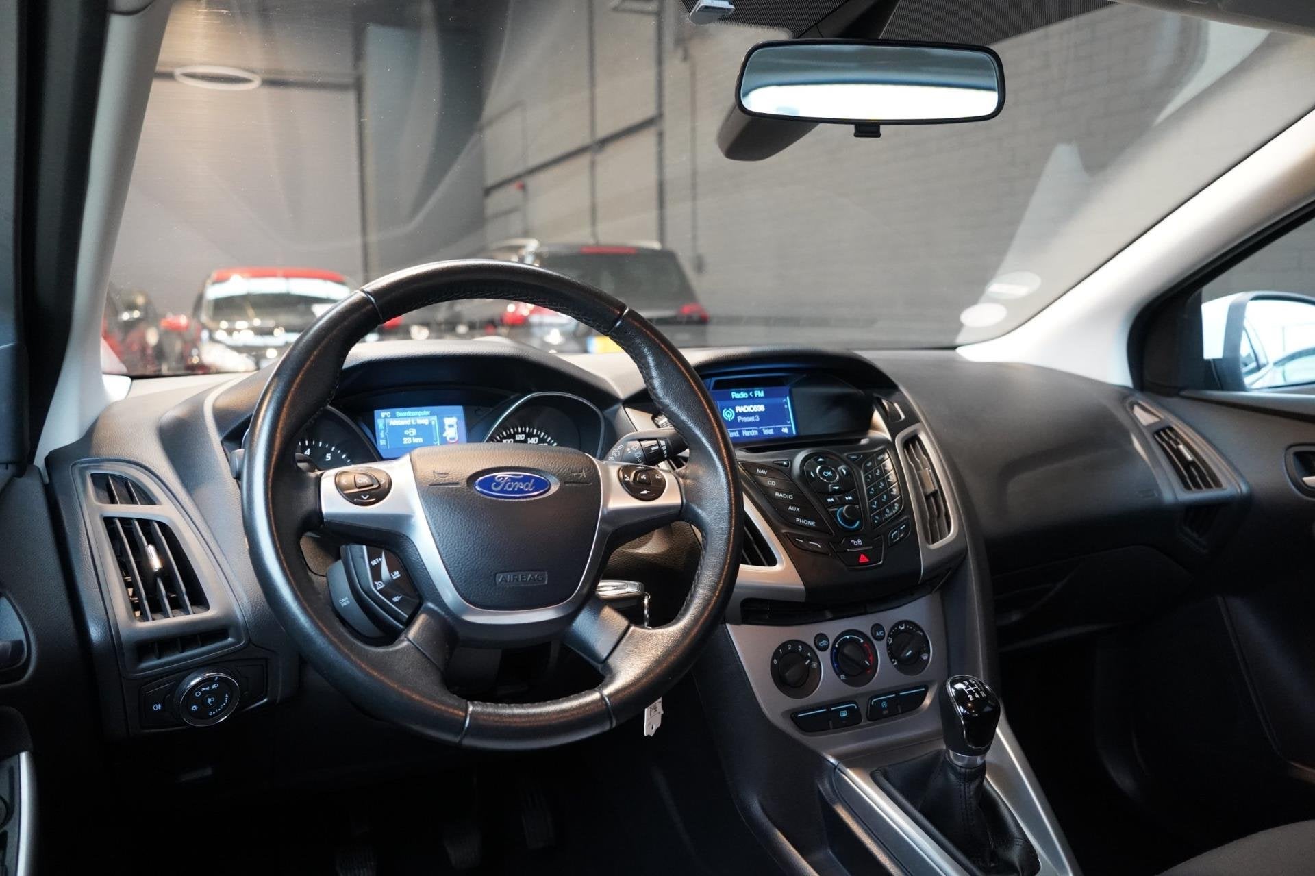 Ford Focus Wagon 1.0 EcoBoost Edition | 1E EIGENAAR | NAVI |, Euro 5, Gebruikt, Wit, Origineel Nederlands