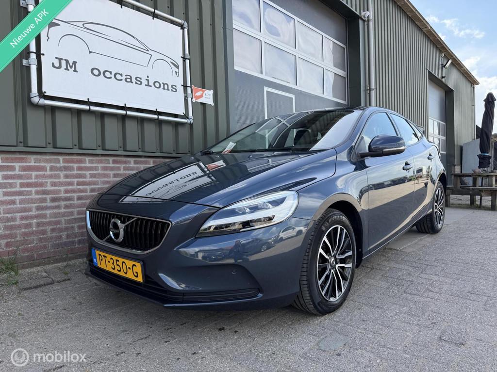 Volvo V40 1.5 T2 Nordic+|Clima|Cruise|Stoel vw|Navi|Blueto, Euro 6, 4 cilinders, 700 kg, Blauw