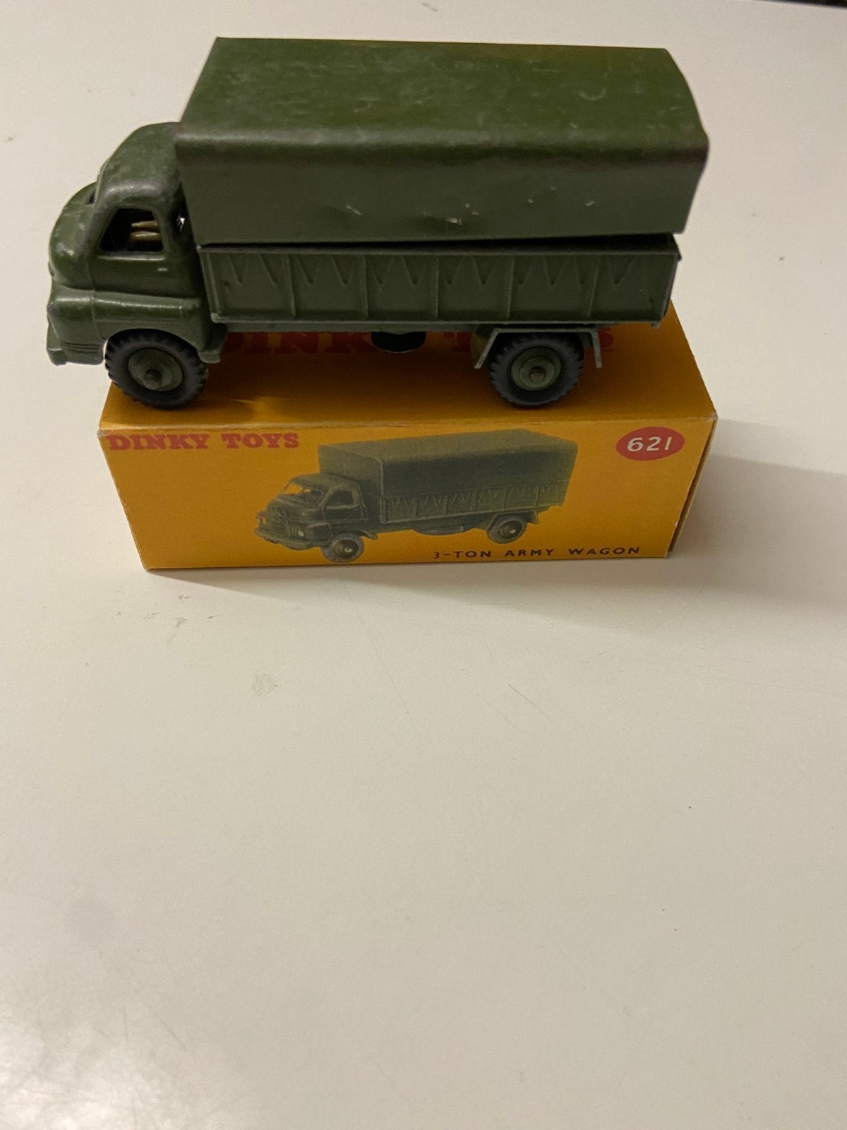 Dinky militair 3-ton army wagon 621, Hobby en Vrije tijd, Modelauto's | 1:43, Ophalen of Verzenden, Zo goed als nieuw, Auto, Dinky Toys