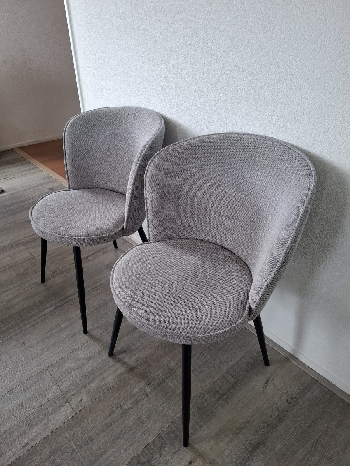RISSKOV Eetkamerstoelen lichtgrijze stof (4 stuks), Huis en Inrichting, Stoelen, Ophalen, Zo goed als nieuw, Grijs, Stof