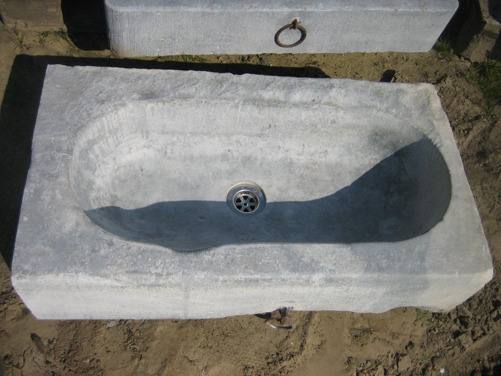 oude franse hardstenen pompbak,gootsteen, Ophalen