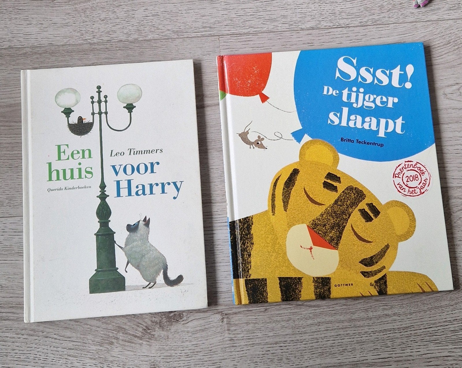 Ssst de tijger slaapt + Een huis voor Harry - prentenboeken, Ophalen of Verzenden, 3 tot 4 jaar