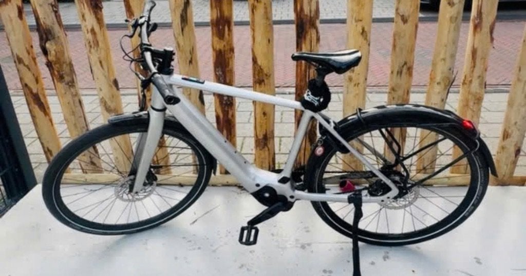 Cube Elektrische Jongensfiets zilver, Ophalen, Zo goed als nieuw, 26 inch of meer
