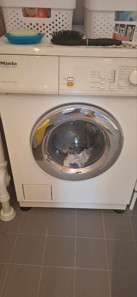 Miele Wasmachine Novotronic W 8120 klassiek, Ophalen of Verzenden, Gebruikt, 1200 tot 1600 toeren, 85 tot 90 cm
