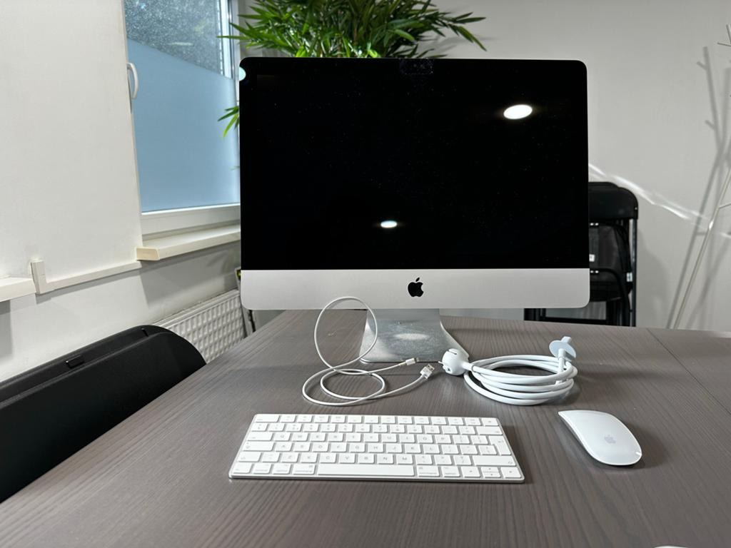 Apple iMac 21.5 inch (Late 2015) - i5, 8GB RAM, 500GB SSD, Ophalen, Gebruikt, 8 GB, SSD