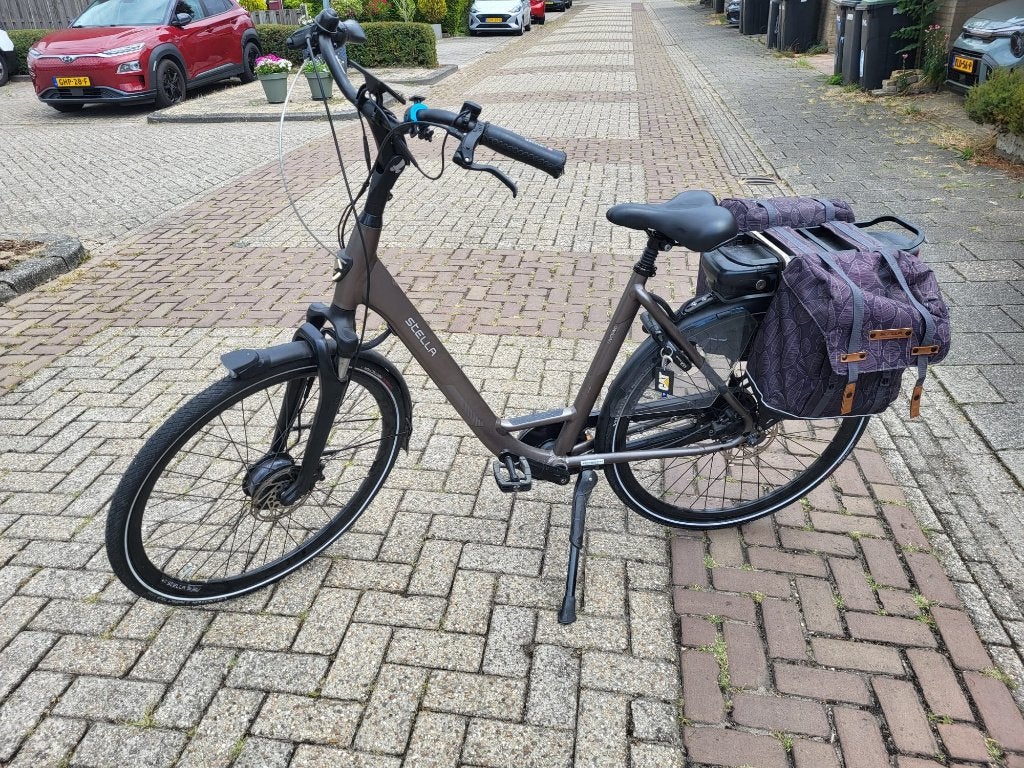 Stella Livorno elektrische damesfiets, Zo goed als nieuw, 47 tot 51 cm, 50 km per accu of meer, Ophalen