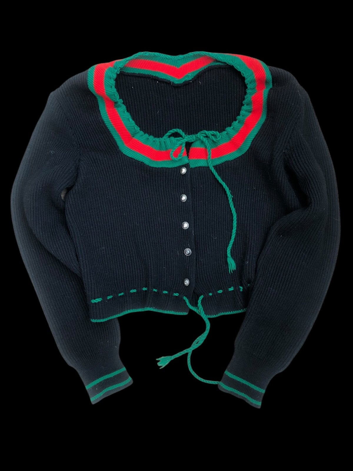 Pre-War BDM berchtesgadener klederdrachtjas 1936, Ophalen