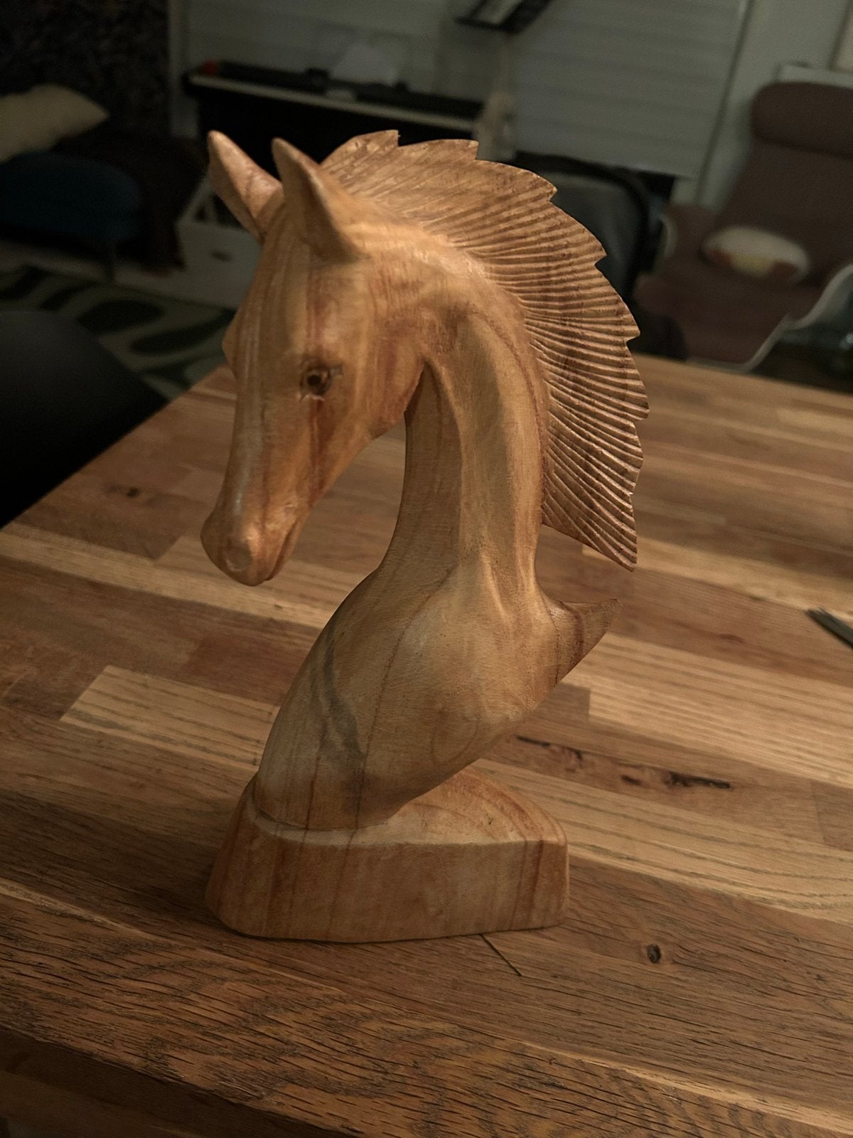 Mini houten paardenbeeldje voor decoratie, Antiek en Kunst, Ophalen of Verzenden, 20 - 50 cm, Beeld, Hout