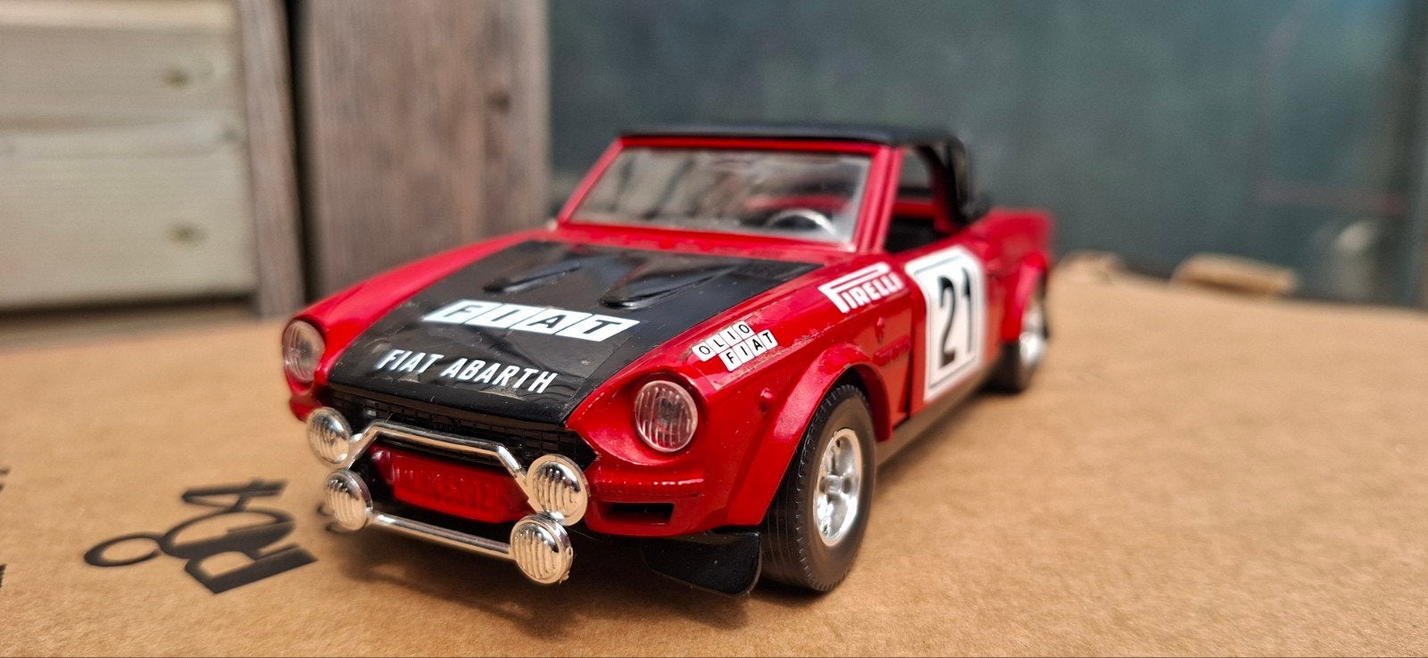 Bburago Fiat 124 Abarth Rally  BIEDEN, Hobby en Vrije tijd, Modelauto's | 1:24, Ophalen of Verzenden, Gebruikt, Auto, Bburago