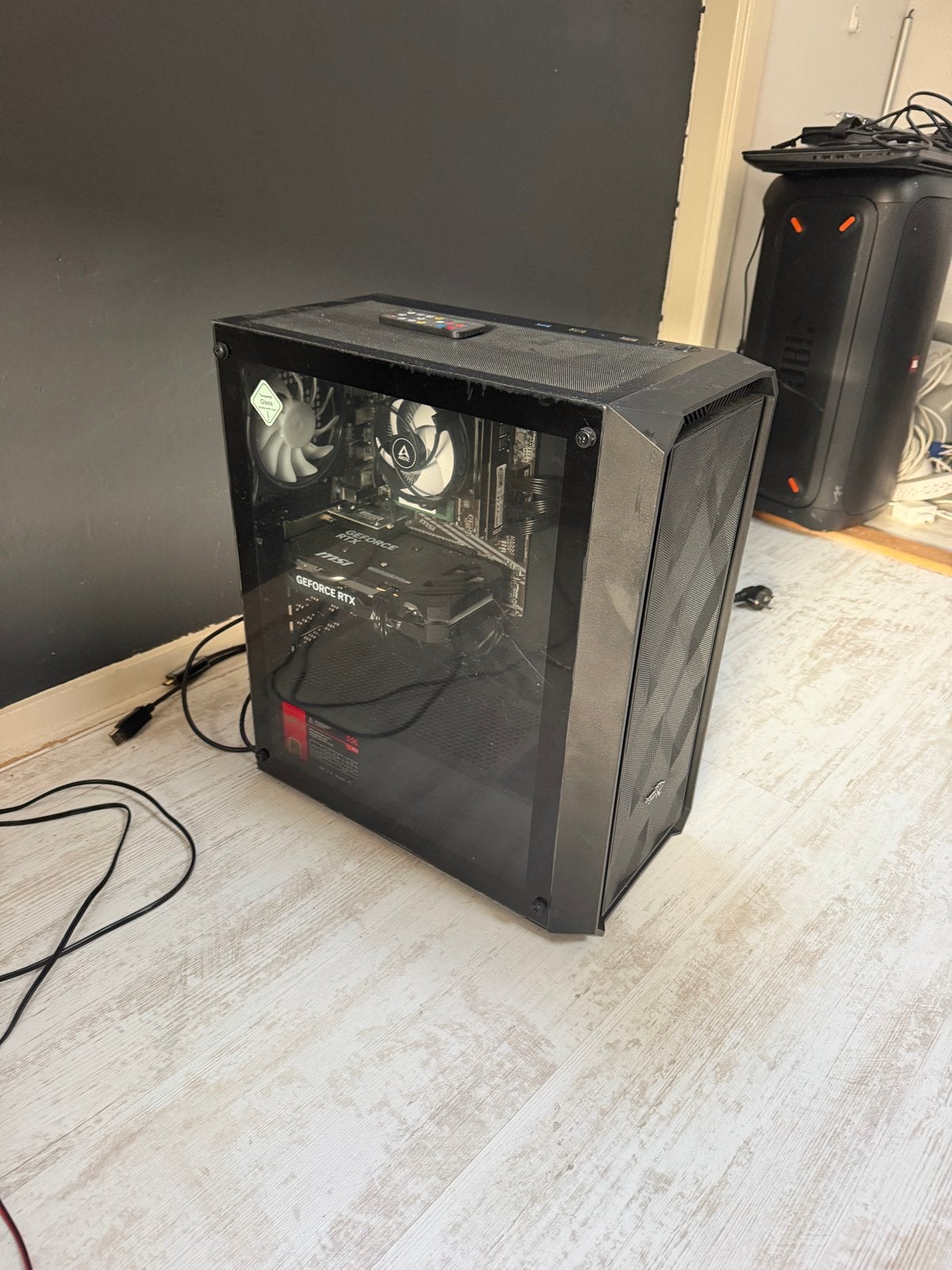 Gaming PC - Ryzen 7, 32GB RAM, 1TB SSD, RTX 5060T