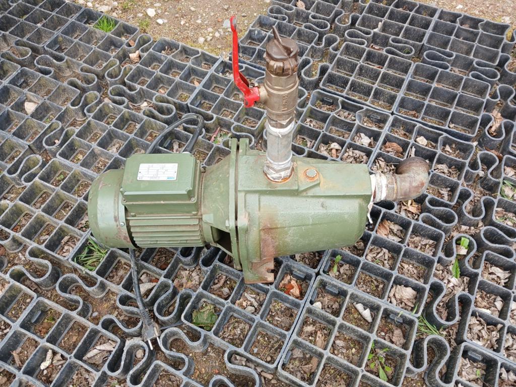SAER M300-B waterpomp, Ophalen, Elektrisch