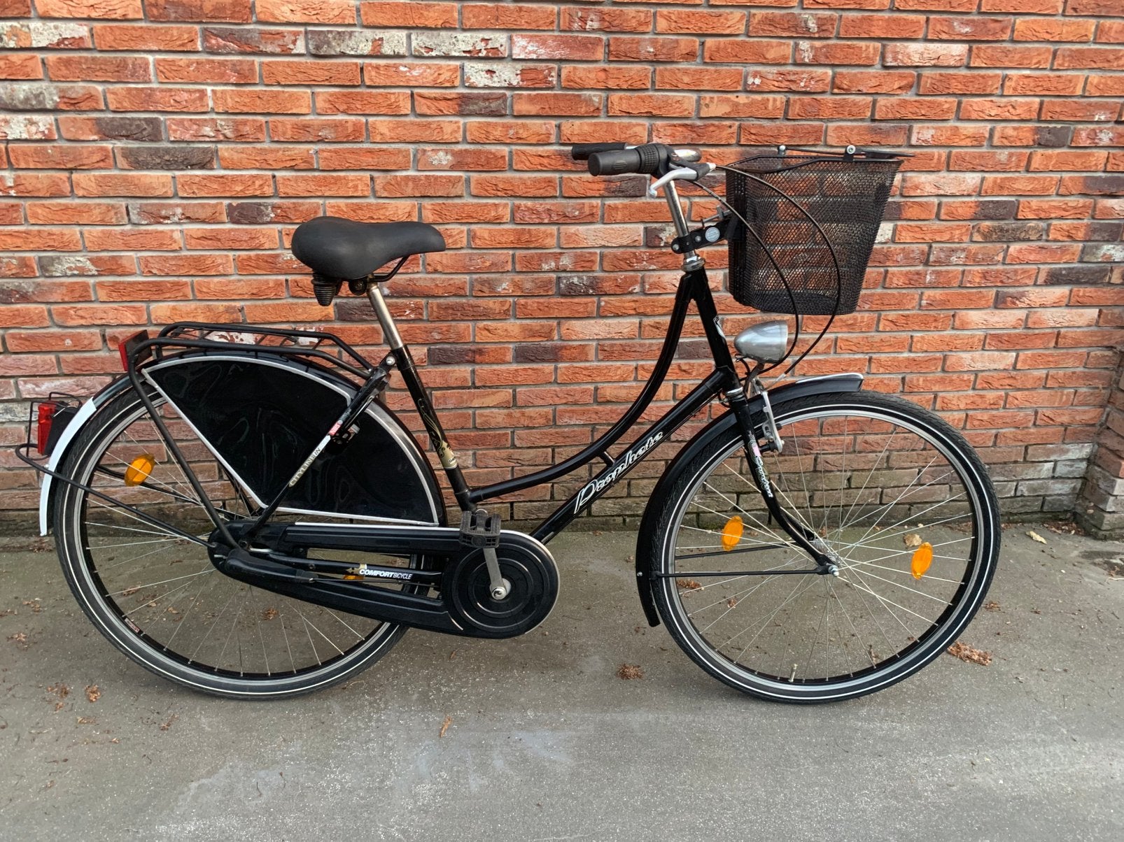 Damesfiets, Fietsen en Brommers, Ophalen, Zo goed als nieuw, Versnellingen