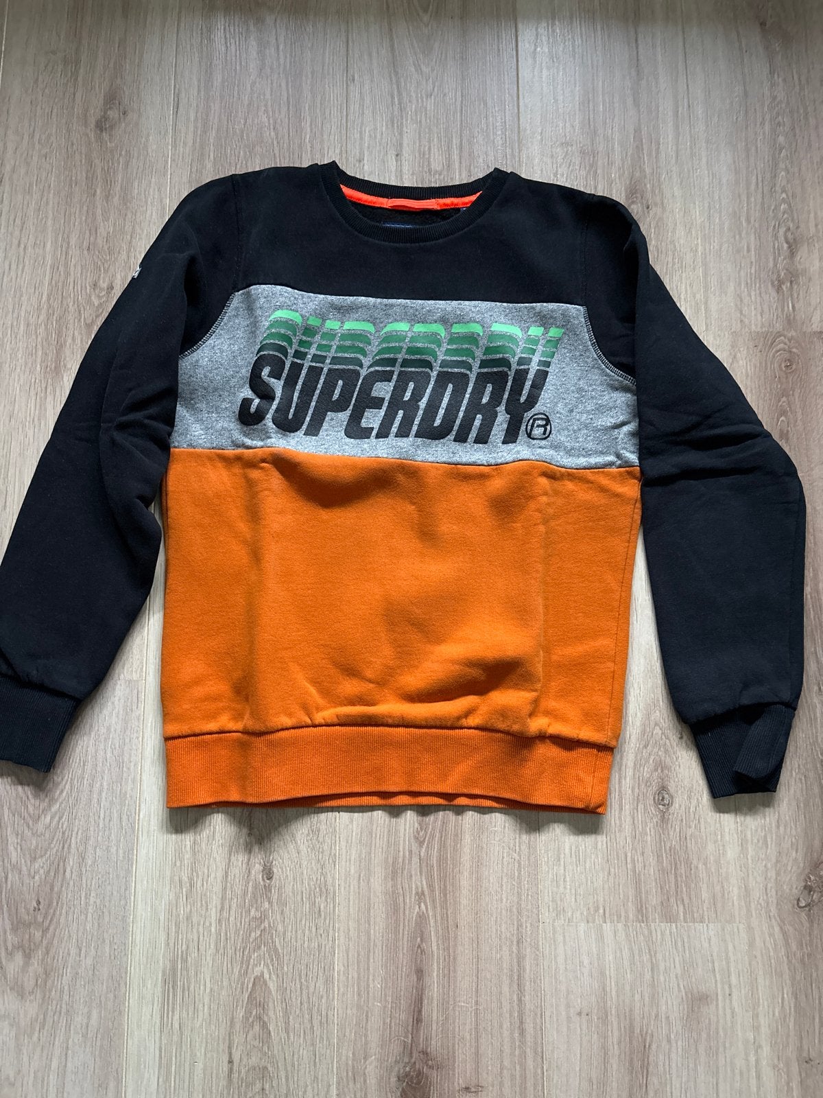 Superdry sweater maat M- zgan, Ophalen of Verzenden, Zo goed als nieuw, Maat 48/50 (M), Meerkleurig