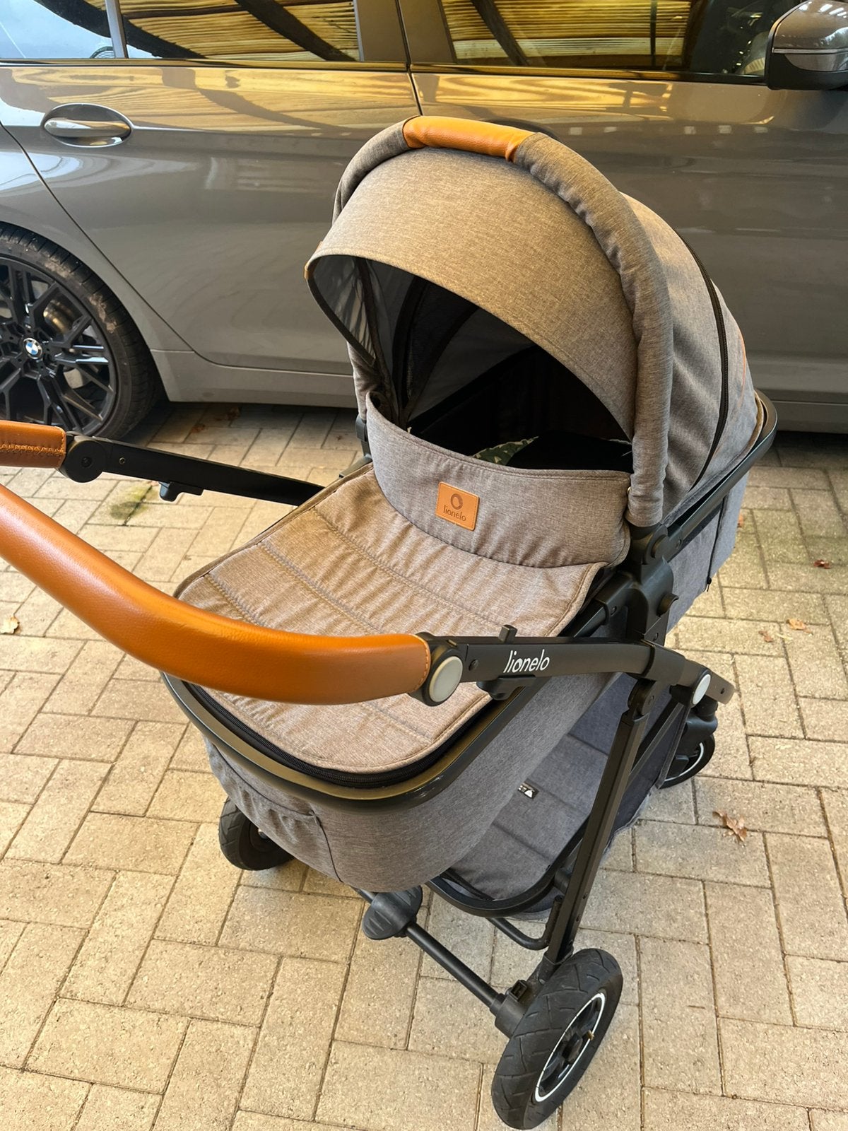 Lionelo Amber 3 in 1 kinderwagen, Gebruikt, Combiwagen, Luchtbanden, Ophalen