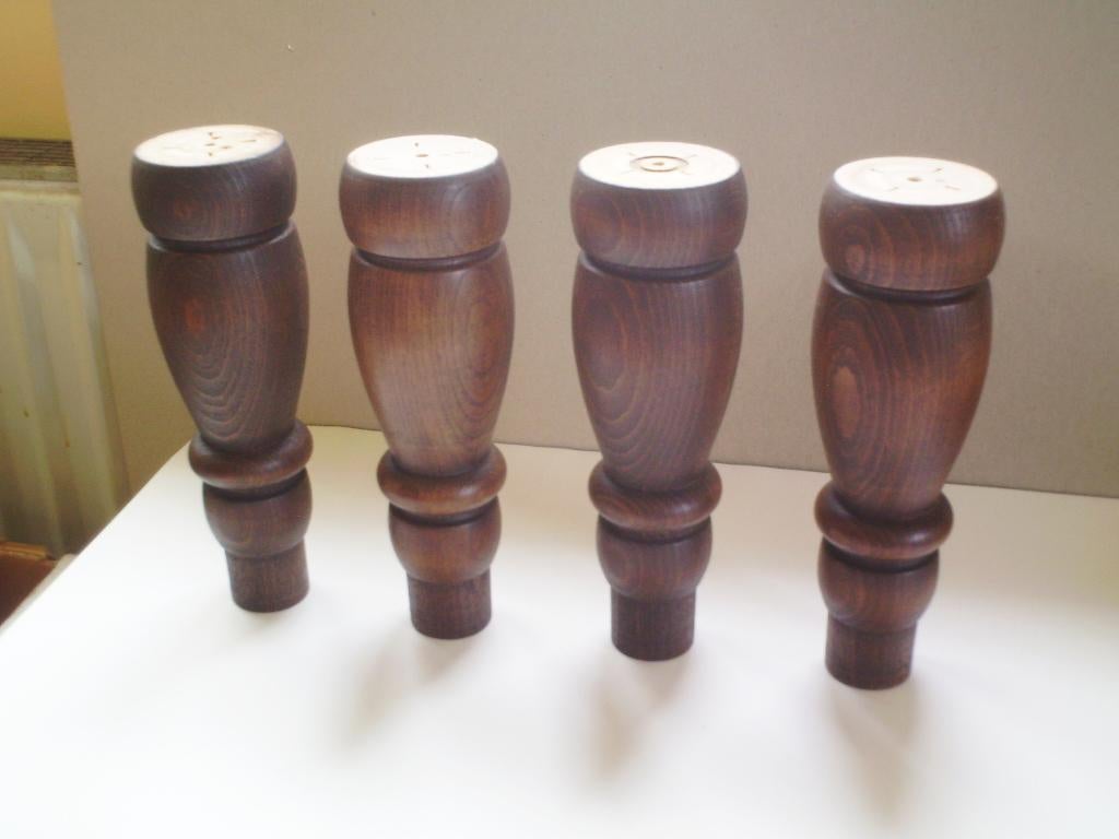 Meubelpoten - 4x - 550 beuken - noten gelakt., Huis en Inrichting, Woonaccessoires | Overige, Ophalen of Verzenden, Nieuw, Hout