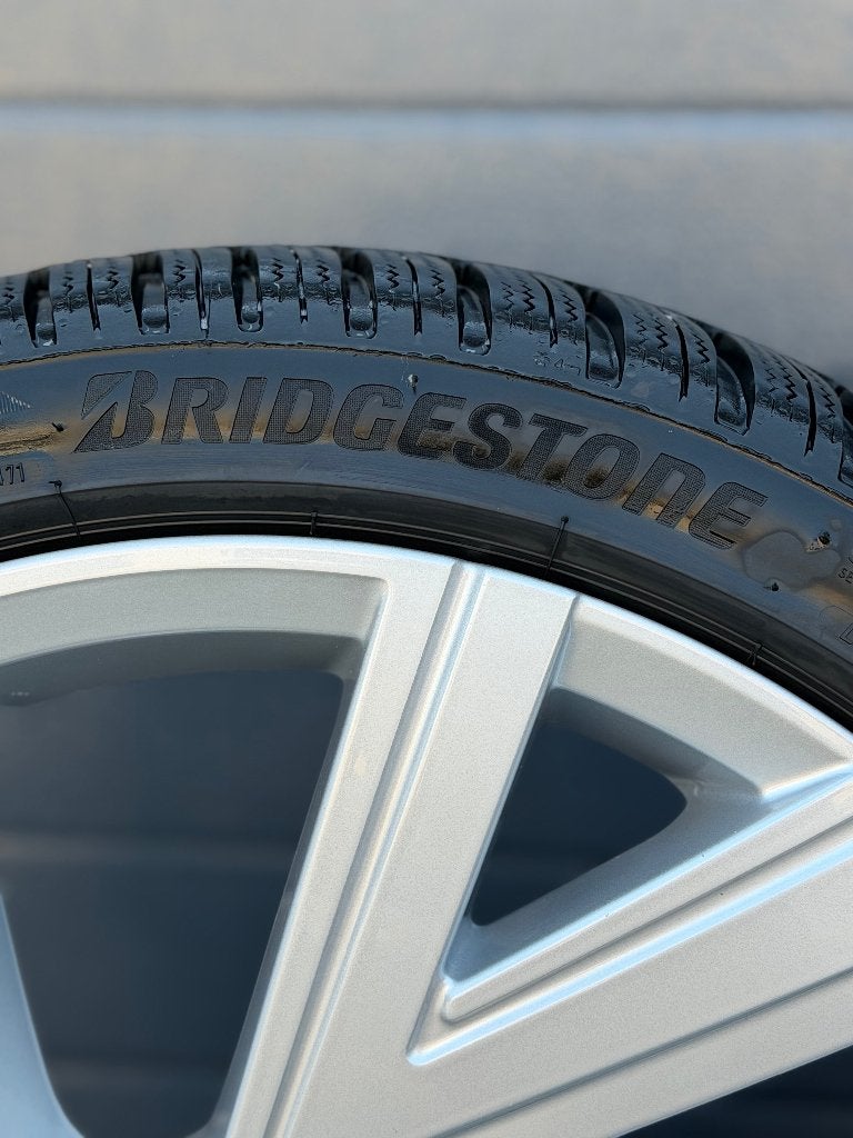 18” VW Golf Bergamo velgen + winterbanden, Auto-onderdelen, Banden en Velgen, Ophalen, 18 inch, Gebruikt, Velg(en)