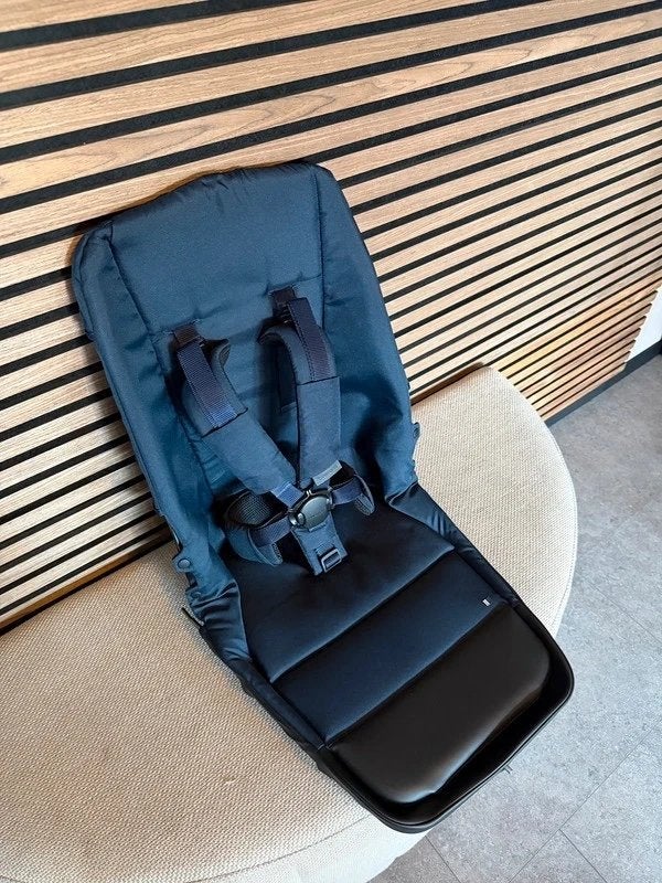 Dubatti Two/ Two E2 zitgedeelte • Navy Blue • Nieuwstaat!, Ophalen of Verzenden, Zo goed als nieuw, Overige merken, Verstelbare rugleuning