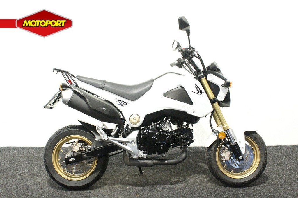 Honda MSX 125, Bedrijf, Naked bike