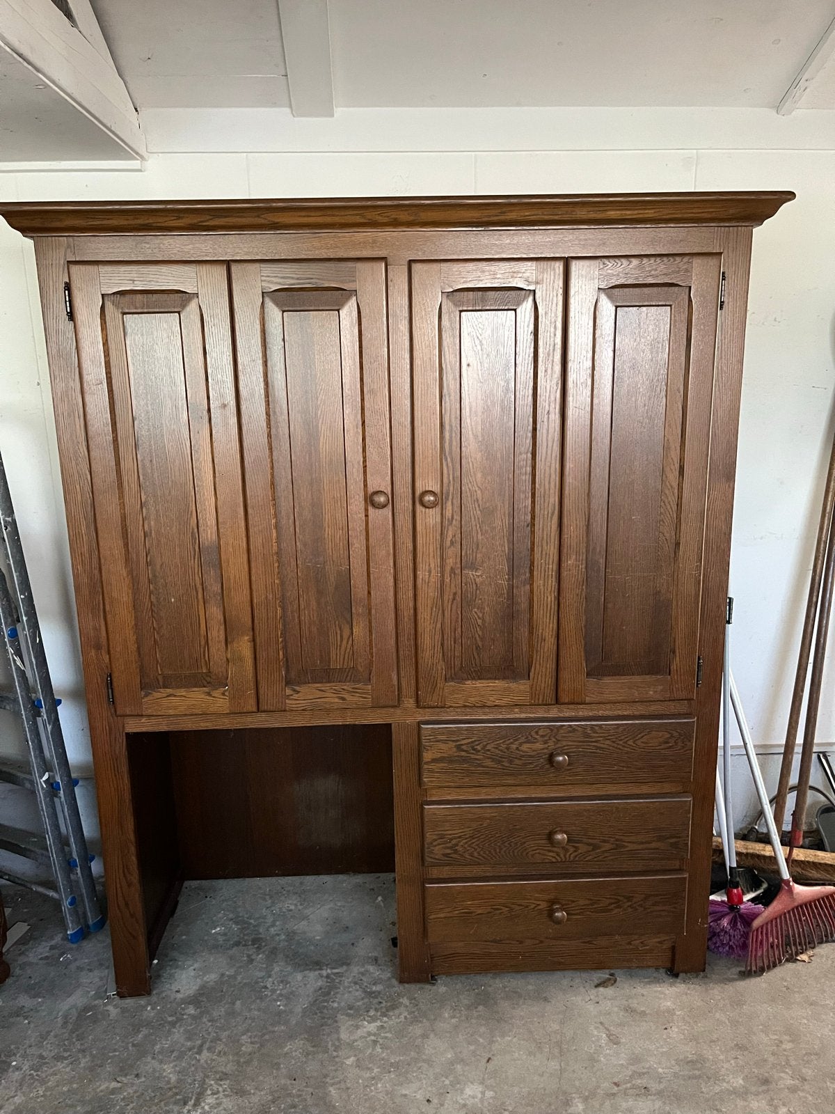 Grote eikenhouten kast met lades en deuren - 142x186 cm, Ophalen, Gebruikt