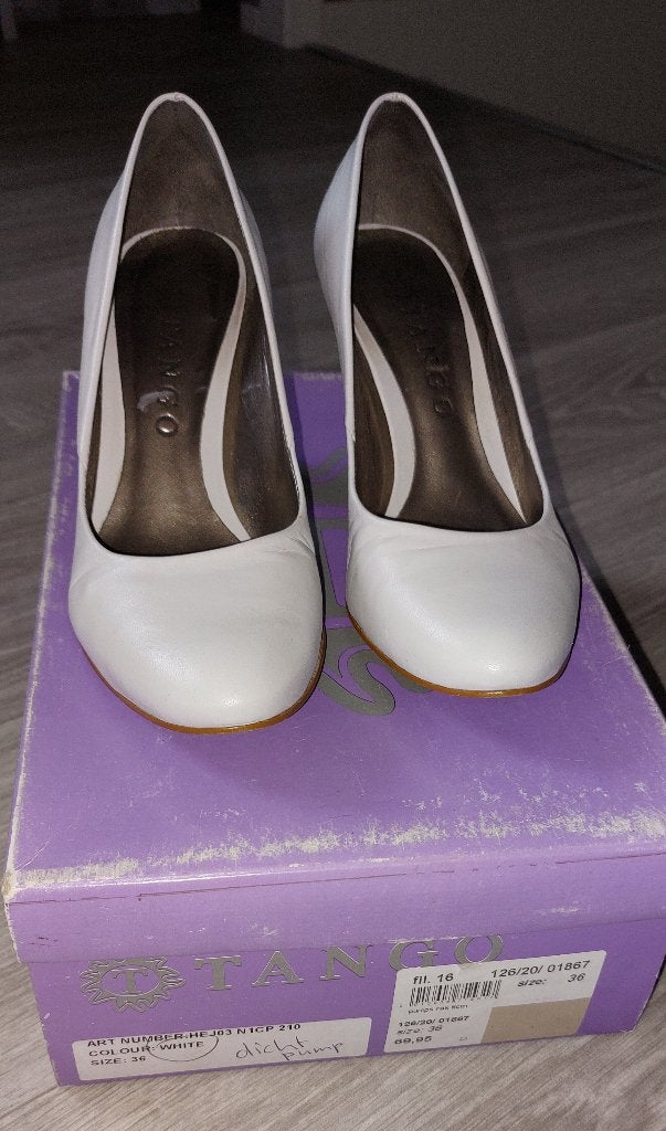 Witte Tango pumps, maat 36, Kleding | Dames, Tango, Pumps, Wit, Ophalen of Verzenden