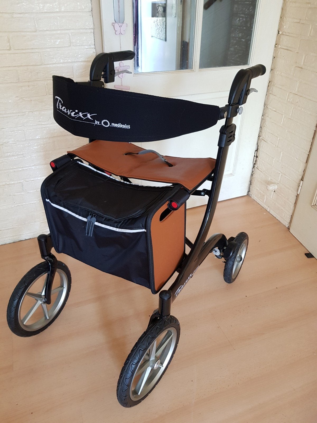 travixx  traveller  ook in zilver kleur rollator, Ophalen of Verzenden, Zo goed als nieuw