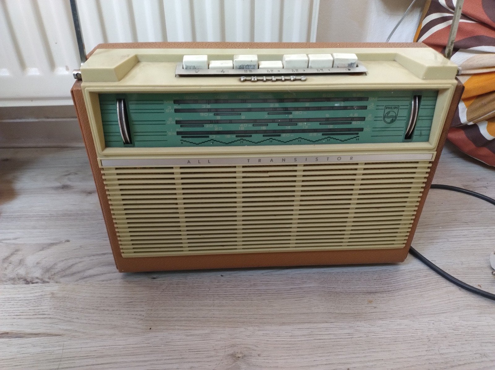 Philips transistorradio jaren 60, Audio, Tv en Foto, Ophalen of Verzenden, Gebruikt, Radio